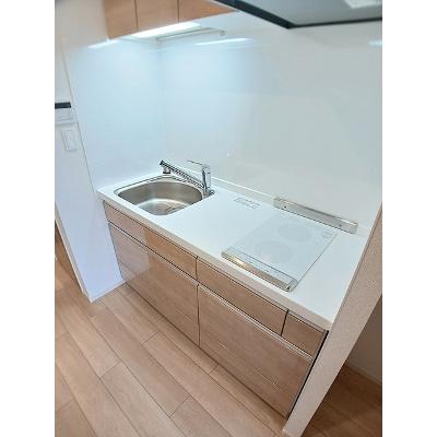 アスナロード 303【管理NO：1-026587501-03030】 ★家具家電は申し込み後に搬入します★の物件写真3