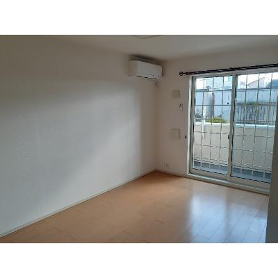シャイニー橋下 101【管理NO：1-017616301-01010】 ★家具家電は申し込み後に搬入します★ ★2026年09月上旬入居可能★の物件写真2