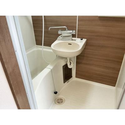 apartment 〒104-0061　東京都中央区銀座４丁目12-15 歌舞伎座タワー26階
