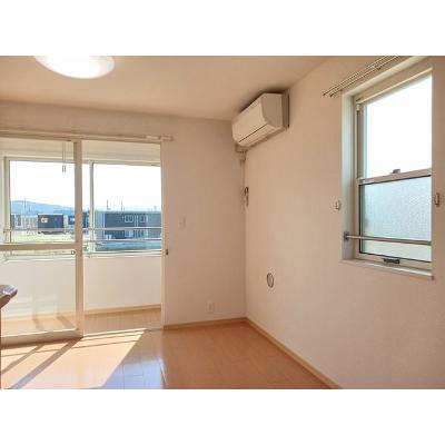 apartment 秋田県大館市字代野２０２番地１ 

↓地図はこちらから