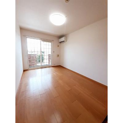 サンリット　Ⅱ 102【管理NO：1-013542402-01020】 ★家具家電は申し込み後に搬入します★ ★2026年10月中旬入居可能★の物件写真2