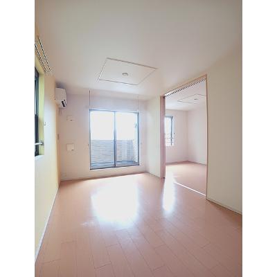 シャンドゥ　フルールＢ 203【管理NO：1-020307502-02030】 ★家具家電は申し込み後に搬入します★の物件写真2