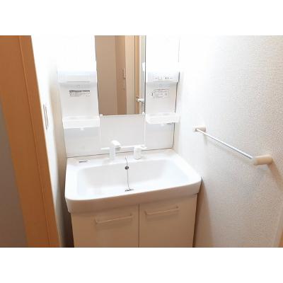 apartment 茨城県坂東市辺田６１５番地２ 

↓地図はこちらから