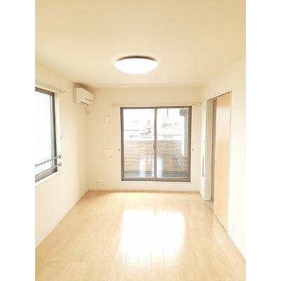 ウイスティリア　Ⅰ 301【管理NO：1-021743101-03010】 ★家具家電は申し込み後に搬入します★ ★2026年09月中旬入居可能★の物件写真2