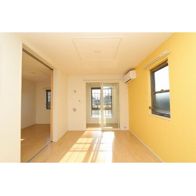 リヴェールⅡ 201【管理NO：1-022355402-02010】 ★家具家電は申し込み後に搬入します★ ★2026年09月中旬入居可能★の物件写真2
