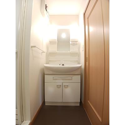 オービットＢ 201【管理NO：1-014914602-02010】 ★家具家電は申し込み後に搬入します★ ★2026年12月中旬入居可能★の物件写真6