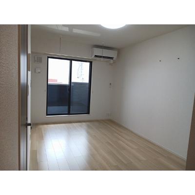 ヒカルサ佐久猿久保Ⅰ 201【管理NO：1-028003201-02010】 ★家具家電は申し込み後に搬入します 2026年09月中旬入居可能の物件写真2