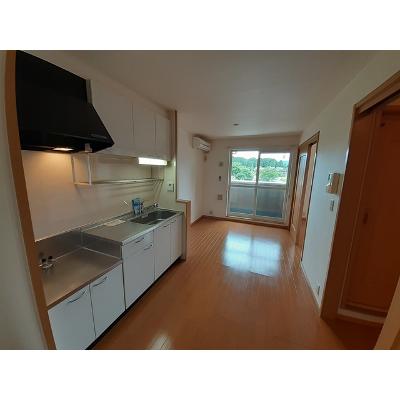 セイバリーヴィラ 203【管理NO：1-013481701-02030】 ★家具家電は申し込み後に搬入します★ ★2026年09月中旬入居可能★の物件写真2