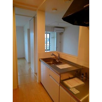 カレント　ハウス 202【管理NO：1-021324301-02020】 ★家具家電は申し込み後に搬入します 2026年09月中旬入居可能の物件写真3