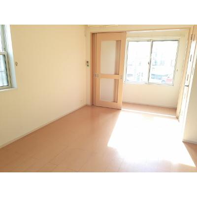 ラフレシールⅡ 105【管理NO：1-018107401-01050】 ★家具家電は申し込み後に搬入します 2026年08月上旬入居可能の物件写真2