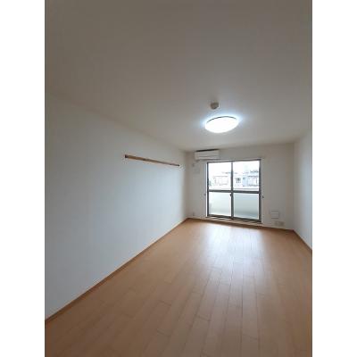 イーストワン 303【管理NO：1-012805101-03030】 ★家具家電は申し込み後に搬入します★ ★2026年08月下旬入居可能★の物件写真2