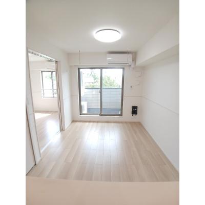ＰＥＡＮＵＴＳ（ピ－ナッツ） 206【管理NO：1-028375501-02050】 ★家具家電は申し込み後に搬入します★の物件写真2