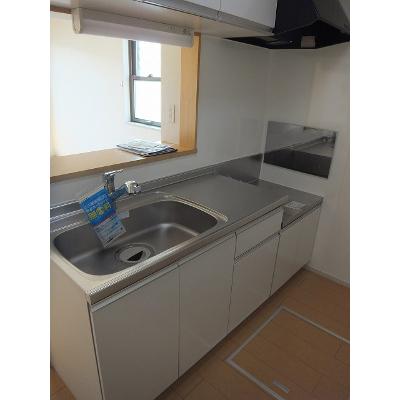 ＫＵＲＡ 101【管理NO：1-017241301-01010】 ★家具家電は申し込み後に搬入します★ ★2026年09月上旬入居可能★の物件写真3