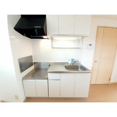 レインボーハイツ 202【管理NO：1-004395801-02020】 ★家具家電は申し込み後に搬入します 2026年09月中旬入居可能の物件写真3