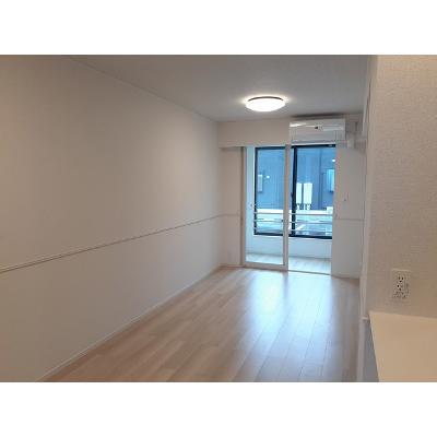 クラインボッシェⅠ 103【管理NO：1-027251601-01030】 ★家具家電は申し込み後に搬入します★ ★2026年09月上旬入居可能★の物件写真2