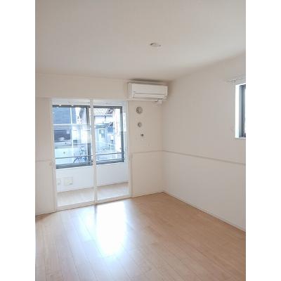 スクエア日永西Ⅱ 101【管理NO：1-024032702-01010】 ★家具家電は申し込み後に搬入します★の物件写真2