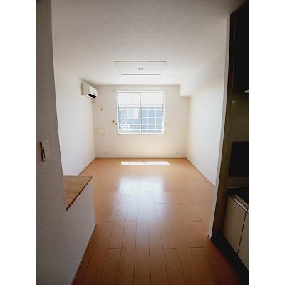 リヴェール　コートⅡ 206【管理NO：1-018115902-02060】 ★家具家電は申し込み後に搬入します★の物件写真2