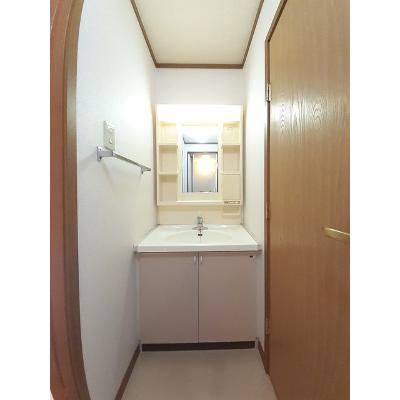 フィールドビーチ５ 102【管理NO：1-009581001-01020】 ★家具家電は申し込み後に搬入します★の物件写真6