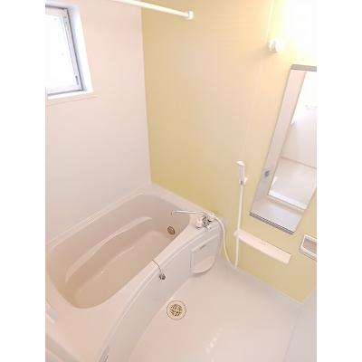 ウージーⅡ 101【管理NO：1-019025701-01010】 ★家具家電は申し込み後に搬入します★の物件写真4