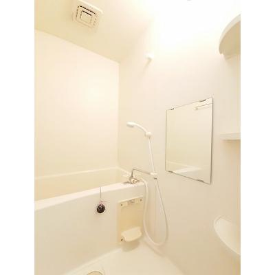 グラス　リバー 202【管理NO：1-010615101-02020】 ★家具家電は申し込み後に搬入します★の物件写真4