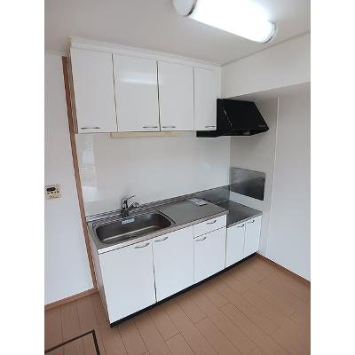 フォーラムⅡ 103【管理NO：1-014581201-01030】 ★家具家電は申し込み後に搬入します★の物件写真3
