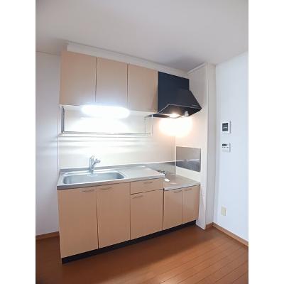 トラスト　コート 102【管理NO：1-014361301-01020】 ★家具家電は申し込み後に搬入します★の物件写真3