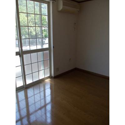 ロータスハイツ 102【管理NO：1-009787301-01020】 ★家具家電は申し込み後に搬入します★ ★2026年08月中旬入居可能★の物件写真2