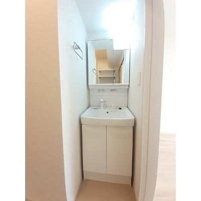 鈴蘭館 102【管理NO：1-027221901-01020】 ★家具家電は申し込み後に搬入します★ ★2026年09月上旬入居可能★の物件写真6