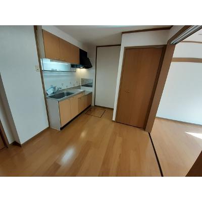 サンパティーク 103【管理NO：1-011255501-01030】 ★家具家電は申し込み後に搬入します★ ★2026年09月下旬入居可能★の物件写真3