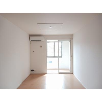 レガーロ 101【管理NO：1-018234101-01010】 ★家具家電は申し込み後に搬入します★の物件写真2