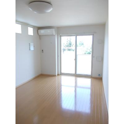 シャルマン 201【管理NO：1-015014701-02010】 ★家具家電は申し込み後に搬入します★ ★2026年09月上旬入居可能★の物件写真2