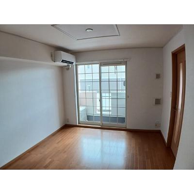 グラシアスＥ 102【管理NO：1-013822901-01020】 ★家具家電は申し込み後に搬入します★ ★2026年09月上旬入居可能★の物件写真2