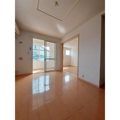 ラフレシールⅡ 202【管理NO：1-015378002-02020】 ★家具家電は申し込み後に搬入します 2026年09月上旬入居可能の物件写真2