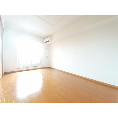 プラッツ 203【管理NO：1-014161901-02030】 ★家具家電は申し込み後に搬入します★ ★2026年09月中旬入居可能★の物件写真2