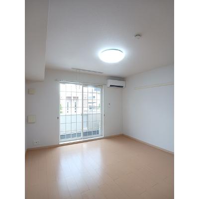 グレイスタウンＢ 102【管理NO：1-015936002-01020】 ★家具家電は申し込み後に搬入します★の物件写真2