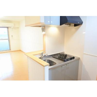ベルナティオ 102【管理NO：1-015773701-01010】 ★家具家電は申し込み後に搬入します★の物件写真3
