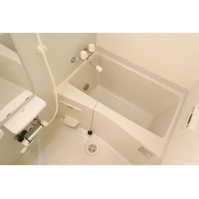 ベルナティオ 102【管理NO：1-015773701-01010】 ★家具家電は申し込み後に搬入します★の物件写真4