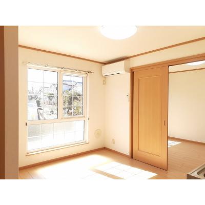 Ｖｉｌｌａ　Ｄｉｎｏ 101【管理NO：1-011831001-01010】 ★家具家電は申し込み後に搬入します 2026年09月上旬入居可能の物件写真2
