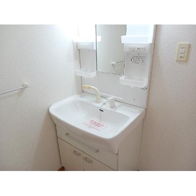 apartment 埼玉県三郷市泉１丁目２５－５ 

↓地図はこちらから