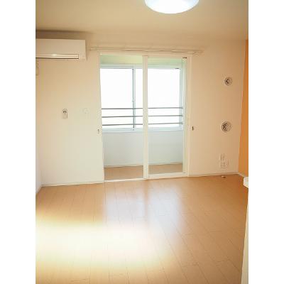 タフト 205【管理NO：1-018446301-02050】 ★家具家電は申し込み後に搬入します 2026年09月上旬入居可能の物件写真2