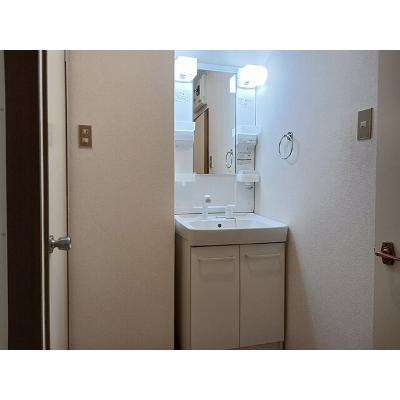 apartment 山梨県中央市山之神３６１３－１７ 

↓地図はこちらから