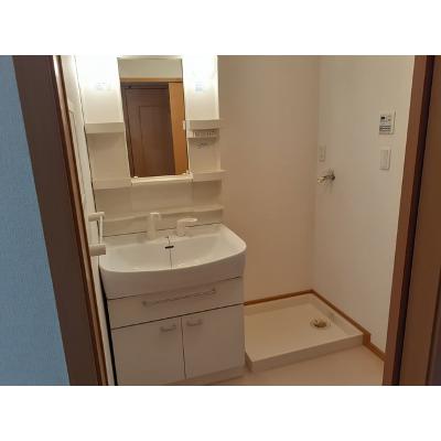 カーサ　モデルノ　Ａ 204【管理NO：1-013571101-02040】 ★家具家電は申し込み後に搬入します★ ★2026年10月上旬入居可能★の物件写真6