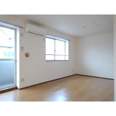 ヴィラージュ英 203【管理NO：1-004525801-02030】 ★家具家電は申し込み後に搬入します 2026年09月中旬入居可能の物件写真2