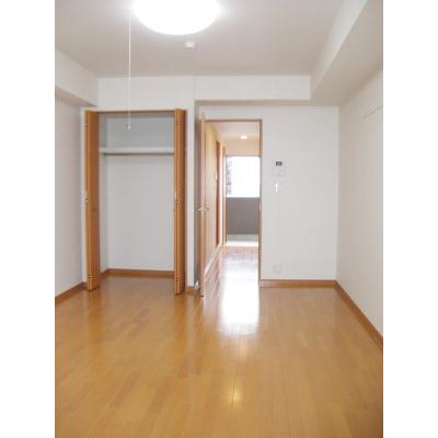 ノーブル・コーケ・横浜 602【管理NO：1-014273101-06020】 ★家具家電は申し込み後に搬入します 2026年09月中旬入居可能の物件写真2
