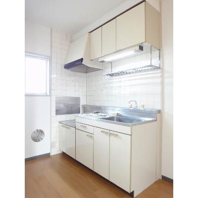 メゾン　ヴァイオレット 202【管理NO：1-003631401-02020】 ★家具家電は申し込み後に搬入します 2026年09月上旬入居可能の物件写真3