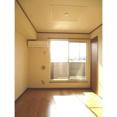 ハッピー　プレイス　Ａ 206【管理NO：1-011224701-02050】 ★家具家電は申し込み後に搬入します★ ★2026年08月下旬入居可能★の物件写真2
