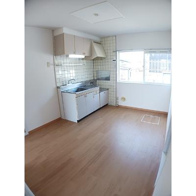 プラドールＡ２ 101【管理NO：1-005102801-01010】 ★家具家電は申し込み後に搬入します★の物件写真2
