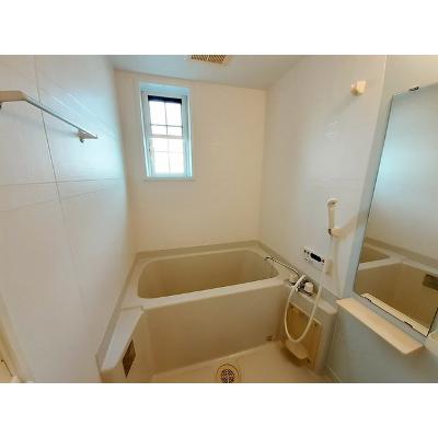 マロン 103【管理NO：1-014011801-01030】 ★家具家電は申し込み後に搬入します 2026年09月上旬入居可能の物件写真4