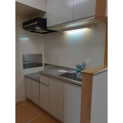 グラシオッソ 102【管理NO：1-017633401-01020】 ★家具家電は申し込み後に搬入します★ ★2026年08月上旬入居可能★の物件写真3