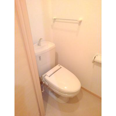 フォレストリバー 102【管理NO：1-016933301-01020】 ★家具家電は申し込み後に搬入します★の物件写真5